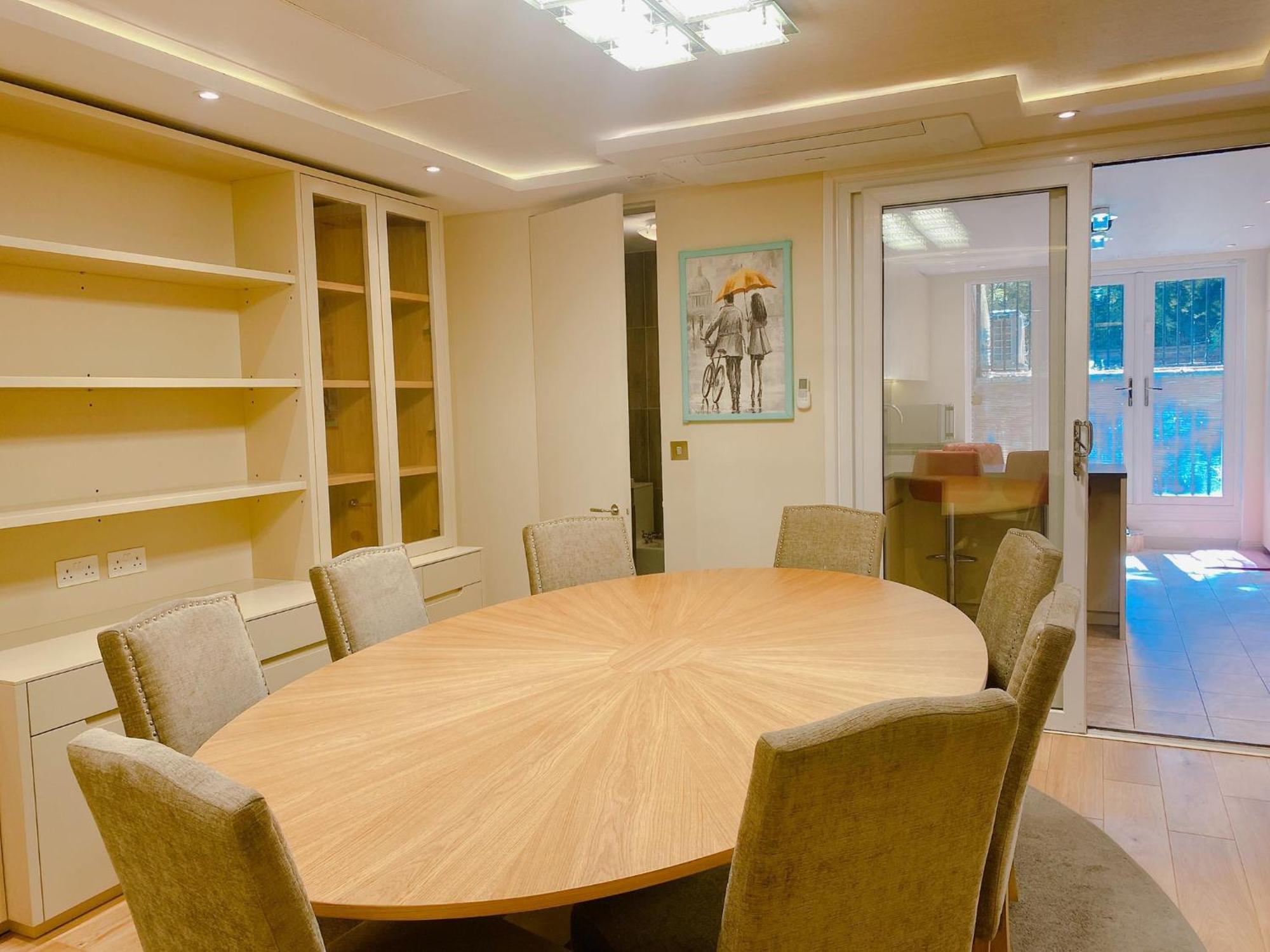 4 Bed House Next To Holland Park *