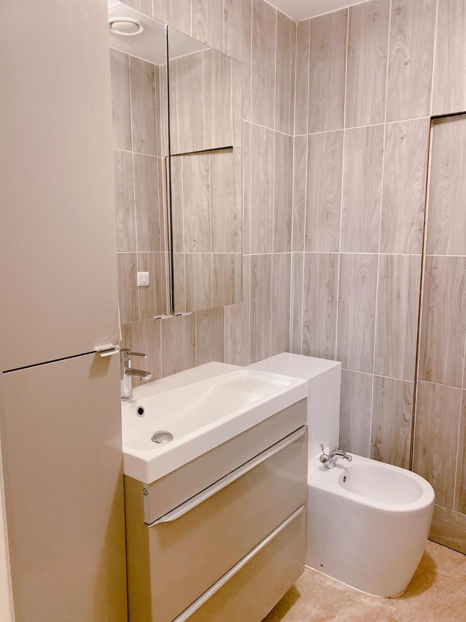 4 Bed House Next To Holland Park