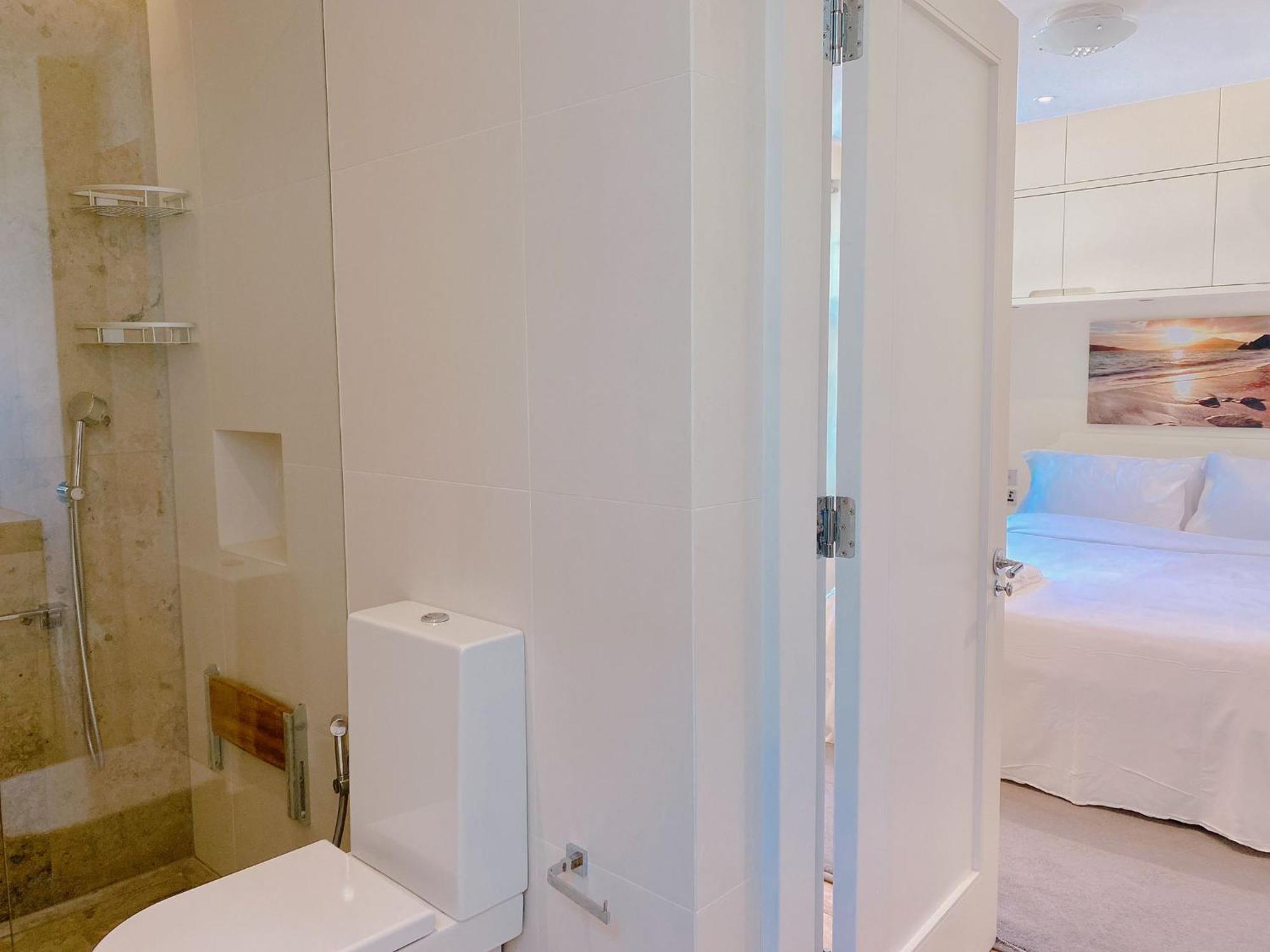 4 Bed House Next To Holland Park