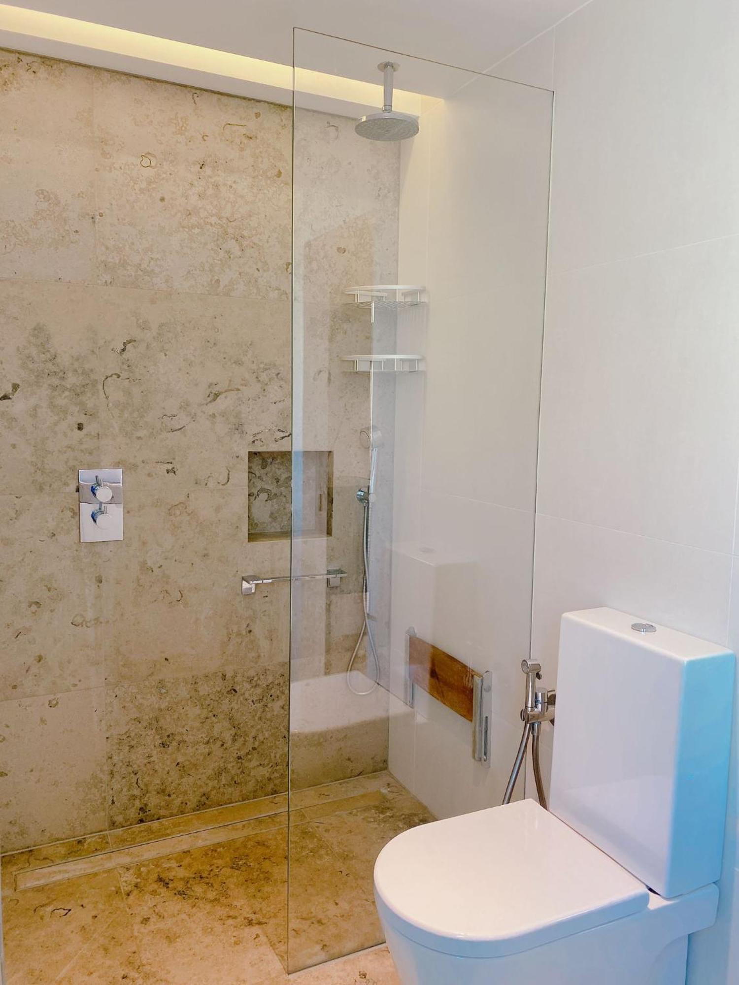 4 Bed House Next To Holland Park Apartment London
